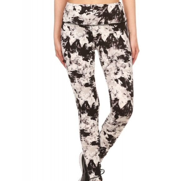 HIGH WAIST STRAPPY MESH LEGGINGS - Picture 3 of 3